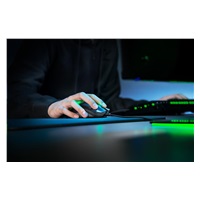 RAZER myš DeathAdder V2, optická, rozlišení 20.000dpi, USB, hybridní cloud úložiště a integrovaná paměť, RGB