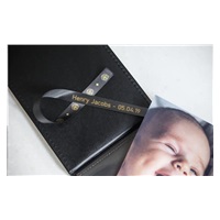 BROTHER TZE-R334 - kazeta TZ šířky 12mm, TEXTILNÍ páska 4m- pro tvorbu dárků - NELEPÍCÍ - ČERNÁ PÁSKA, ZLATÝ POTISK gold