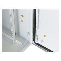 XtendLan 19" venkovní vodotěsný rozvaděč 17U 600x450 - krytí IP55, 3-bodový zámek