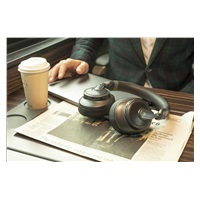 LAMAX HighComfort ANC náhlavní sluchátka s funkcí potlačení hluku