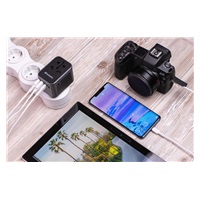 VERBATIM Universal Travel Adapter UTA-03 Cestovni adapter
