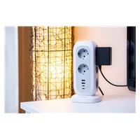 VERBATIM EU Power Tower EUPT-01 Nabíjecí stanice ,11x 230V, 2x USB-C, 2x USB-A