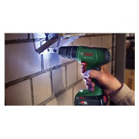 BOSCH EasyImpact 18V-40, akumulátorový dvourychlostní kombinovaný šroubovák, krouticí moment 40,0 Nm