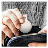 MiLi MiTag  – smart lokátor s koženou klíčenkou, bílá