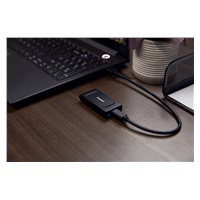 Kingston Externí SSD 1TB XS1000, USB 3.2, černá