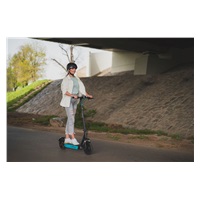 LAMAX eCruiser SC30  - koloběžka
