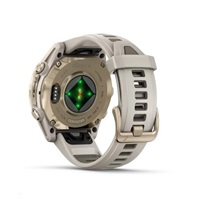 Garmin fenix® 8 – 43 mm, AMOLED, Sapphire, Soft Gold / Fog grey se silikonovým řemínkem, EU