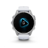 Garmin fenix® 8 – 43 mm, AMOLED, Silver / Whitestone se silikonovým řemínkem.