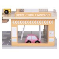 Dřevěná garáž na autíčka s myčkou