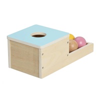 Bedýnka (box) s koulemi