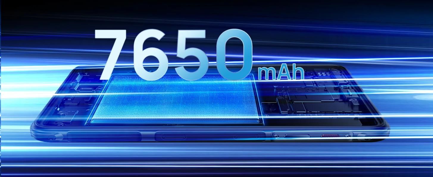 Obr. Výkonná baterie s kapacitou 7 650 mAh 1778587a