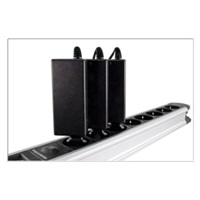 Adaptér CEE 7/7 na IEC C13 napětí 230V, 10A