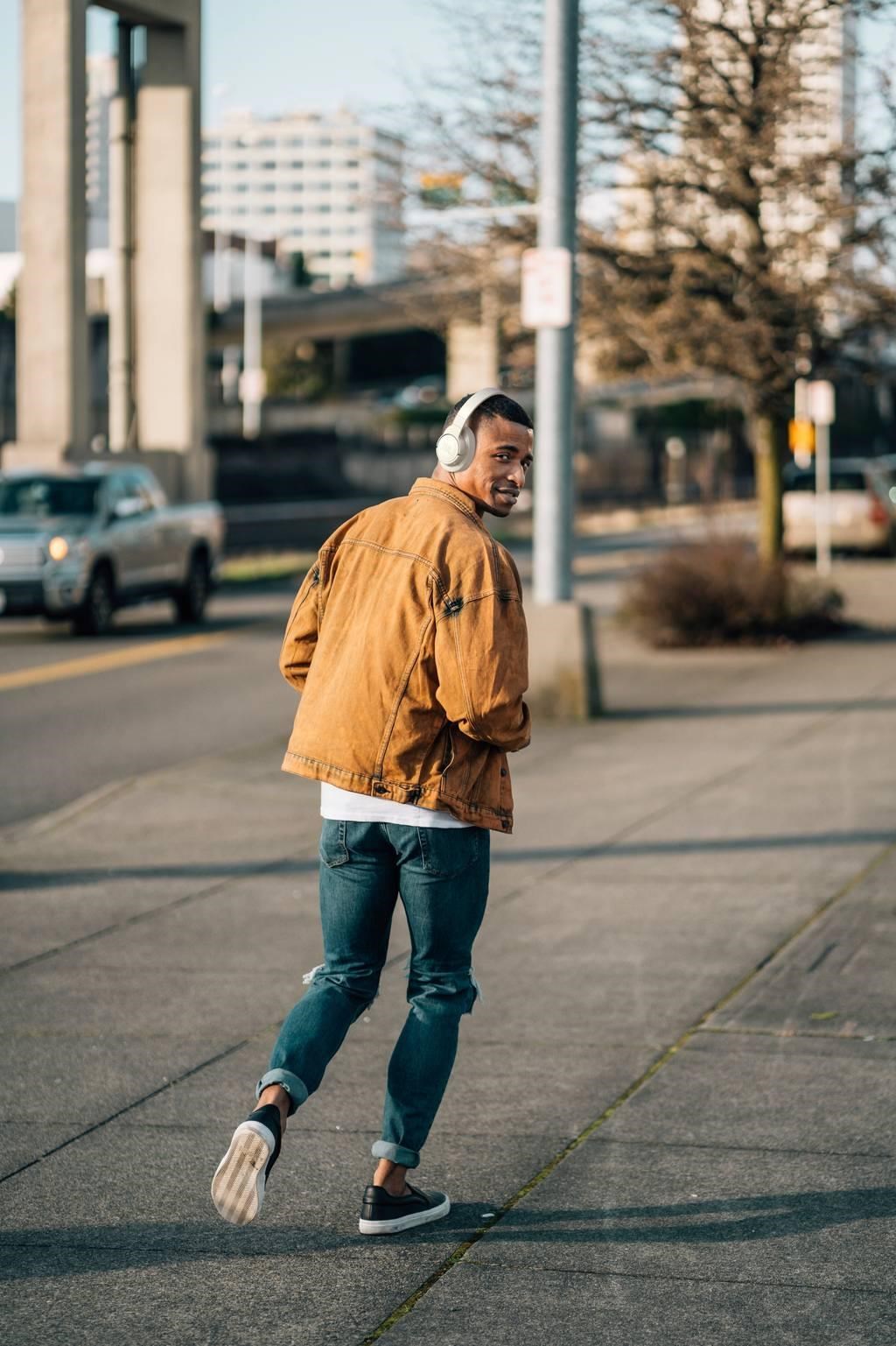 Obr. JBL Pure Bass Sound 1794674b