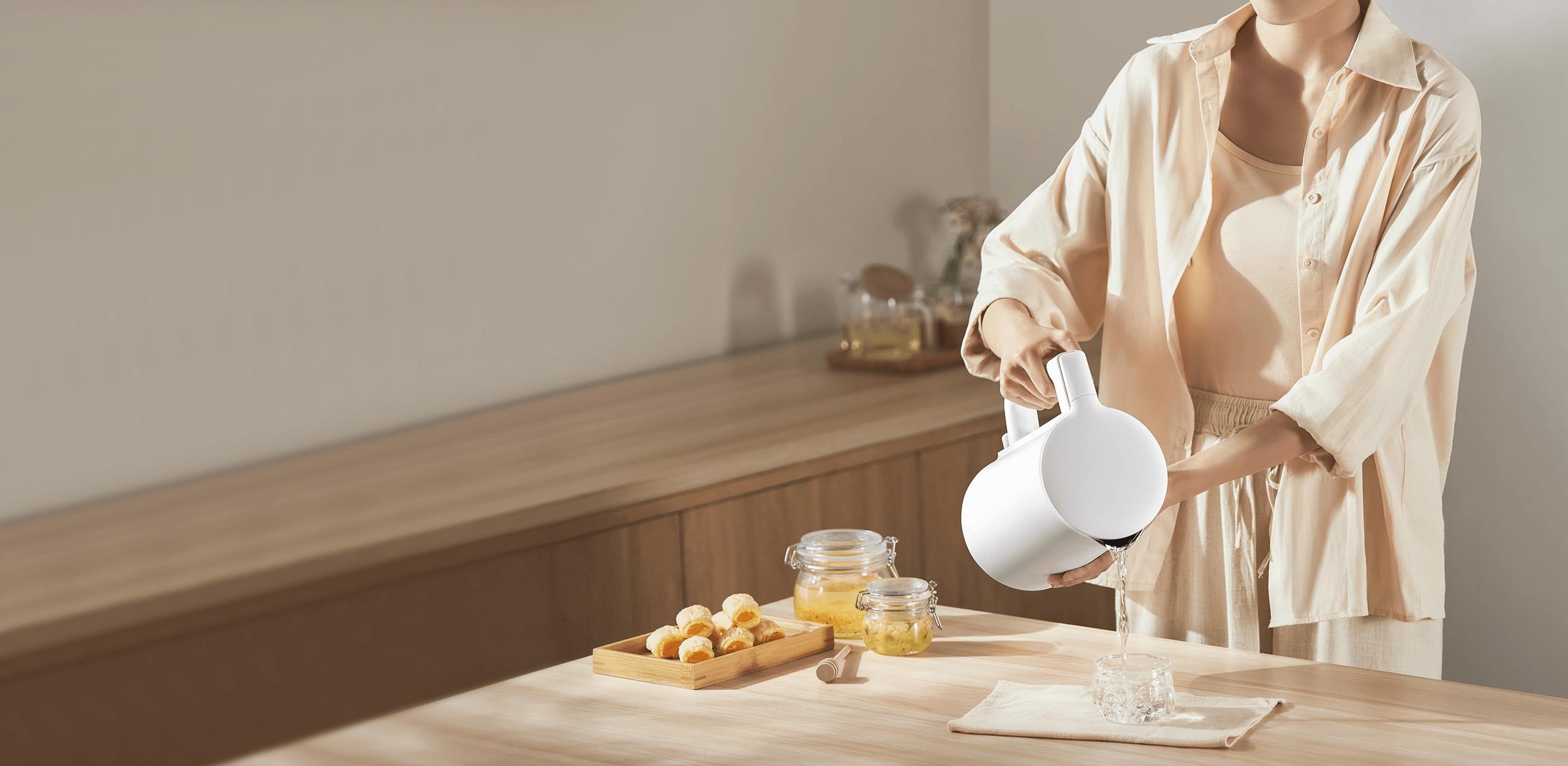 Obr. Tepelná izolace zabraňuje opaření a je jen teplá na dotek 1795670e