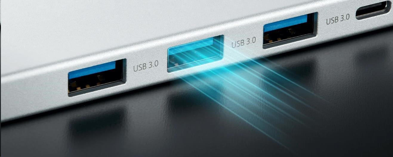 Obr. Efektivní přenos pomocí připojení USB 3.0 přináší vyšší rychlosti čtení a zápisu dat 1795680c