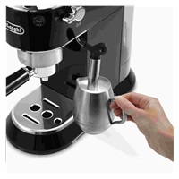 BAZAR - DELONGHI EC 685 BK pákové espresso - Poškozený obal (Komplet)