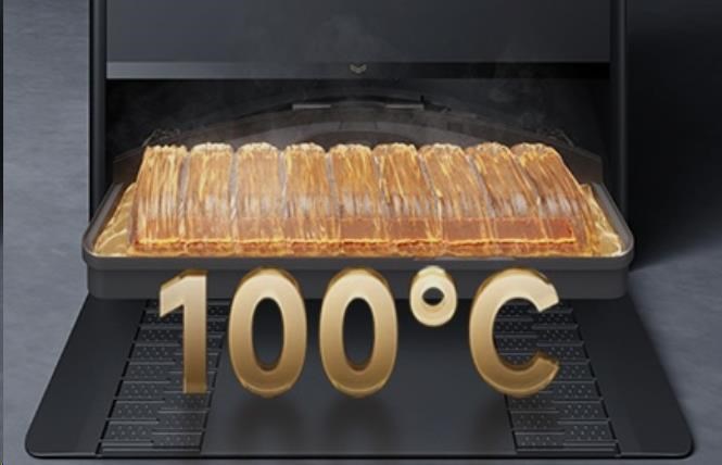 Obr. Automatické čištění pásového mopu pomocí 100 °C horké vody 1797997i