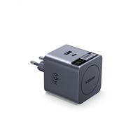 UGREEN síťová rychlonabíječka se zatahovacím kabelem 45W 3-Port, 2x USB-C, 1x USB-A