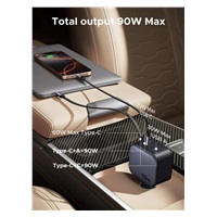 UGREEN rychlonabíječka do auta se zatahovacím kabelem 90W 3-Port, 2x USB-C,1x USB-A