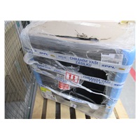 BAZAR - TRITON 19" jednodílný rozvaděč 12U/500mm, odnímatelné boční kryty, černý - rozbité sklo