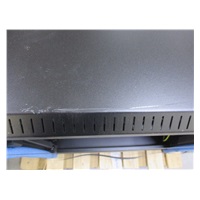 BAZAR - TRITON 19" jednodílný rozvaděč 12U/500mm, odnímatelné boční kryty, černý - rozbité sklo