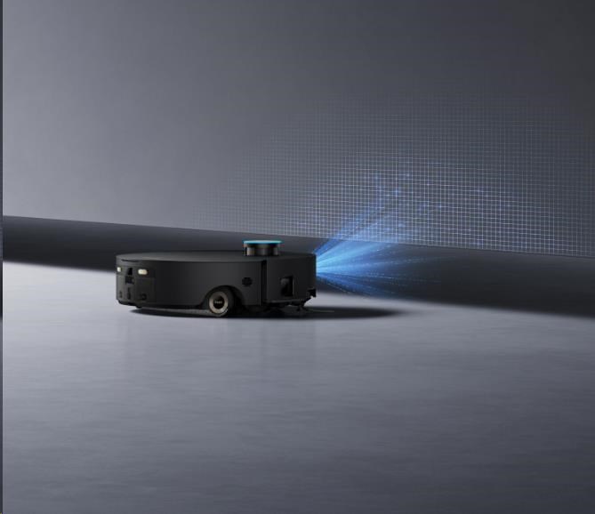 Obr. Vidí každý detail, vyčistí každý kout 1825048g