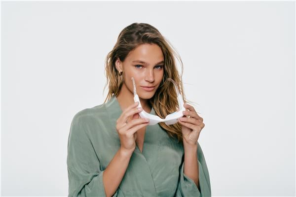 Garett Beauty Zen Eye – EMS péče o oční okolí