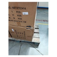 BAZAR - XtendLan 19" nástěnný rozvaděč 9U - poškozeno
