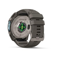 Garmin fenix® 9 – 47mm, Titanium se silikonovým řemínkem Pebble Gray