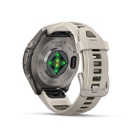 Garmin fenix® 9 Pro – 43mm, Titanium se silikonovým řemínkem Fog Gray / Dark Sandstone