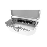 MikroTik RouterBOARD OmniTik 5 ac PoE