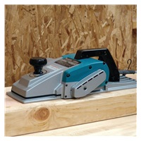 Makita 1806B velkoplošný hoblík